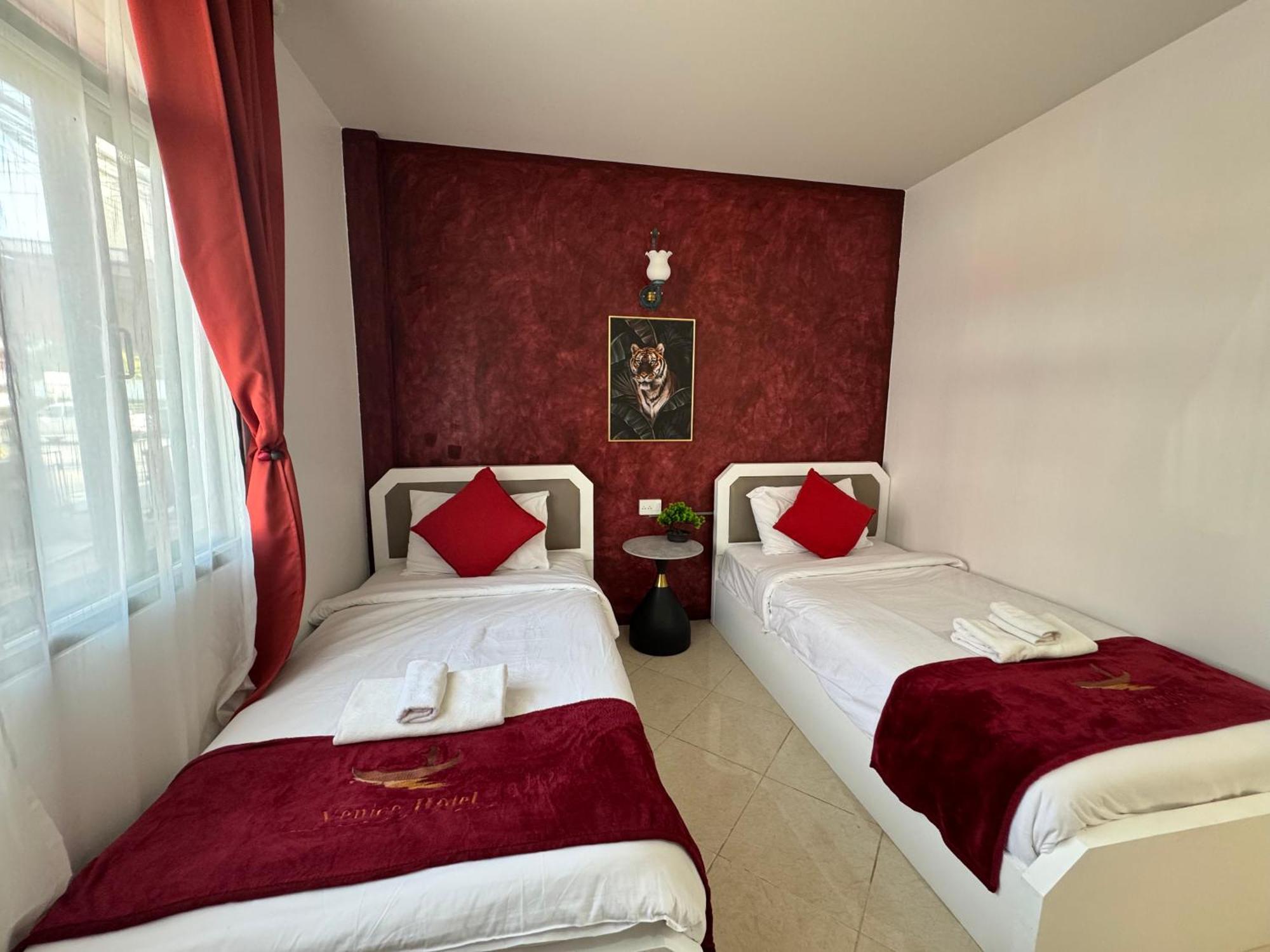 Venice Hotel Huahin Kültér fotó